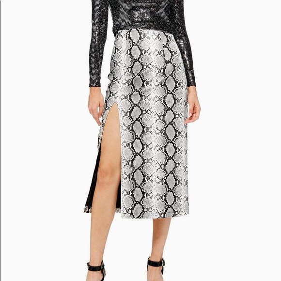 Topshop Dresses & Skirts - NWT Topshop Snake Skin Leather Midi Pencil Skirt